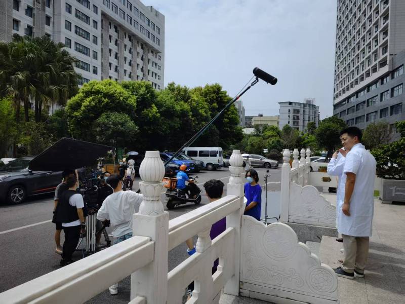 南丹县广告片拍摄公司低成本实现高规格制作的诀窍